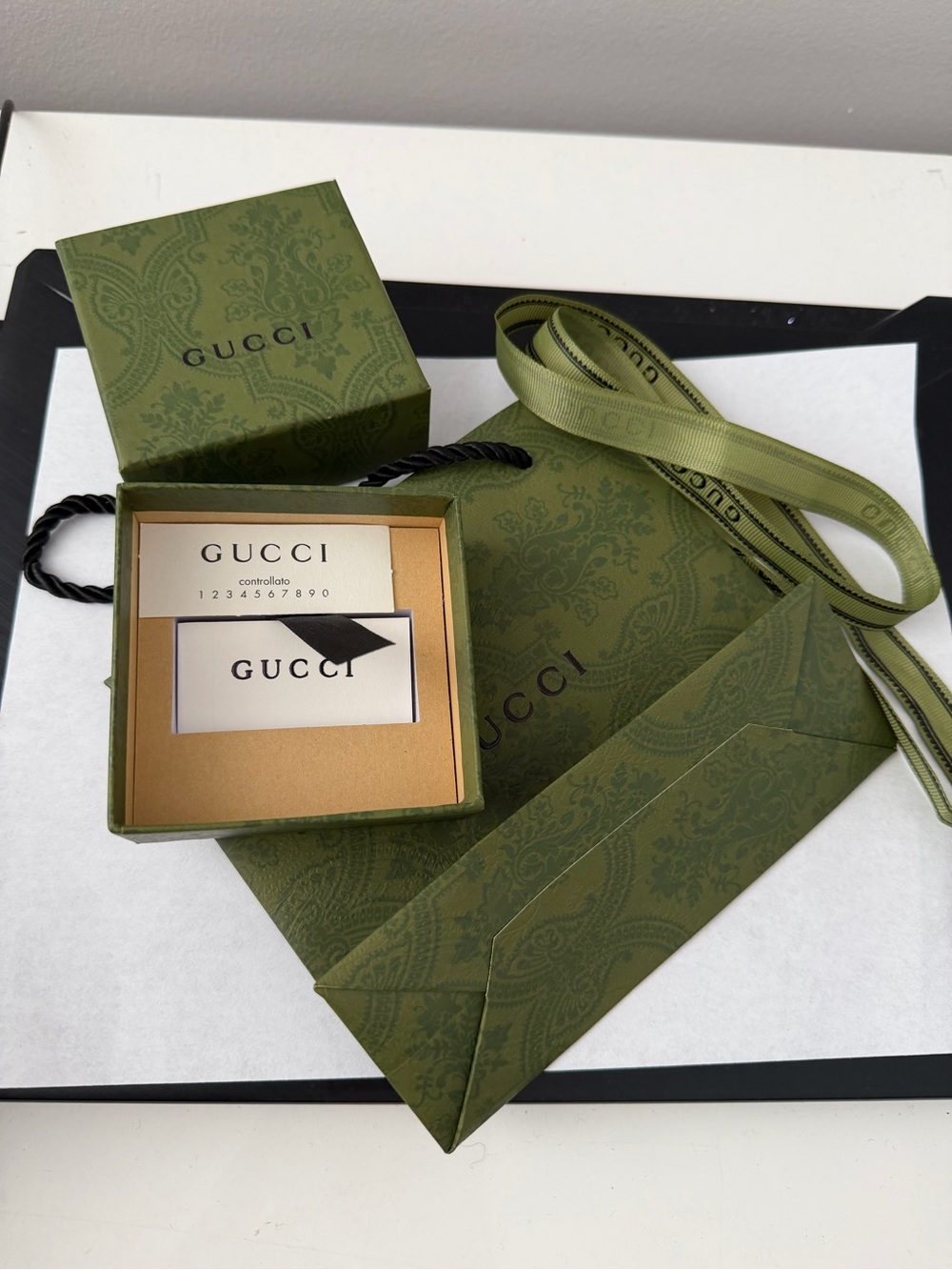 Gucci Green Paisley Gift Bag and Box Set empty - Picture 4 of 4